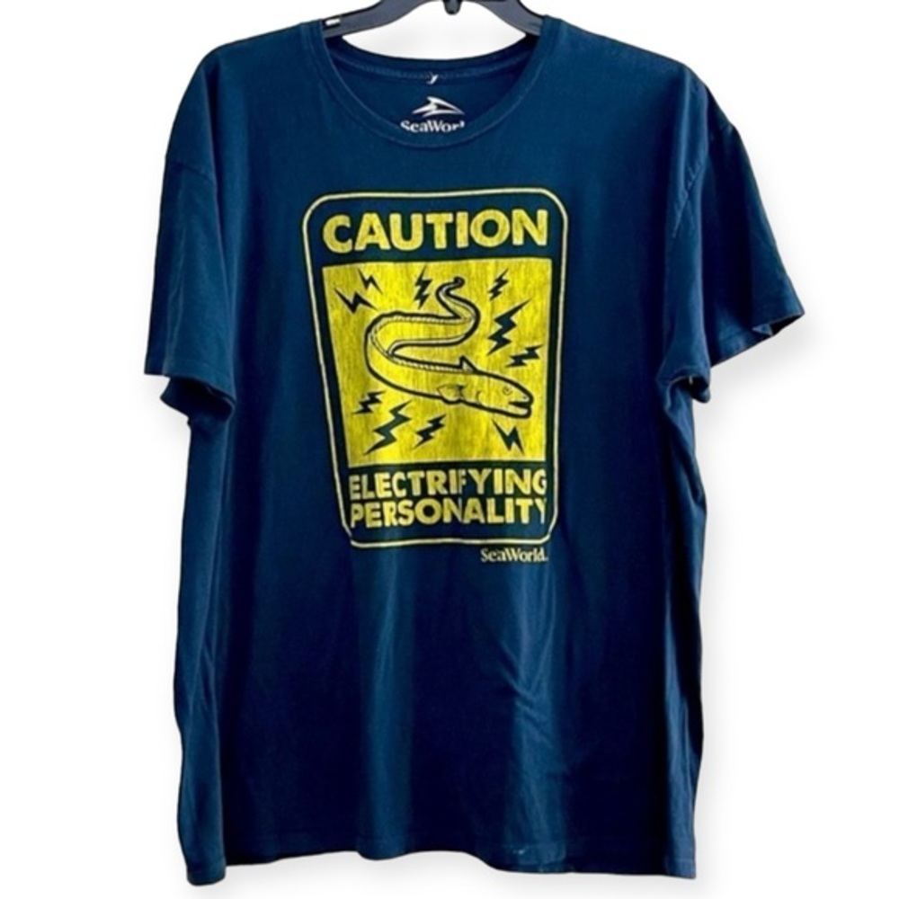 Seaworld Mens Electrifying Personality Eel T-shirt Size XXL